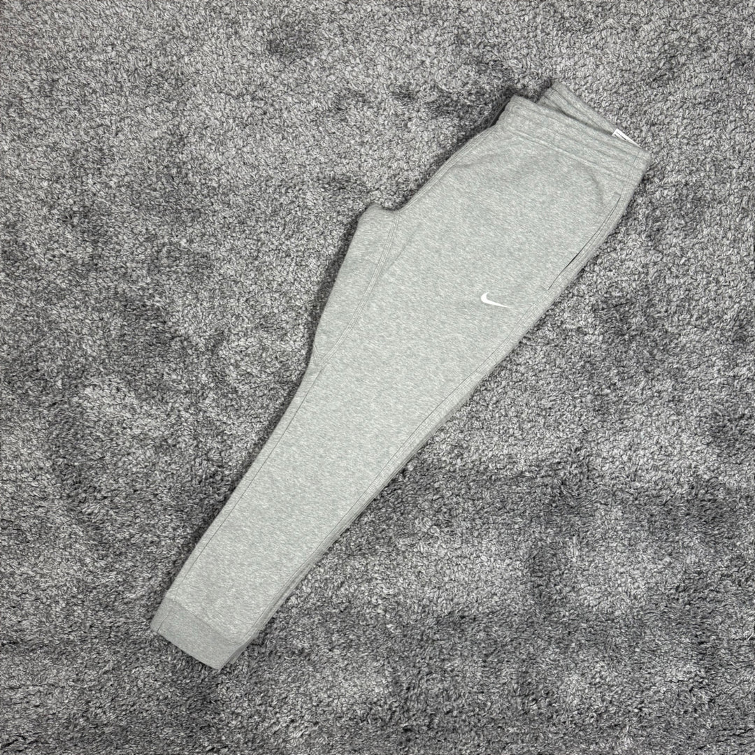 Nike Club Fleece Set Grey